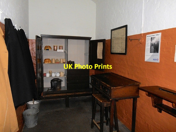 Photo 6"x4" The Reserve Man's Room, GMP Museum Manchester c2014