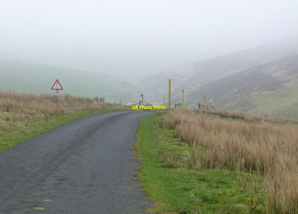 Photo 6"x4" Approaching a cattle grid Loan Edge c2014