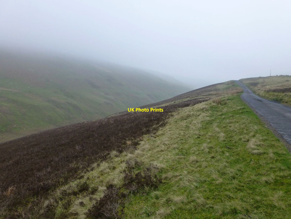 Photo 6"x4" Heading down to Fulhope Saddlers Knowe c2014