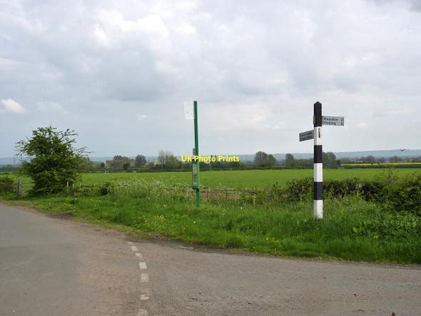Photo 6"x4" Fingerpost at Owthorpe crossroads Owthorpe c2014