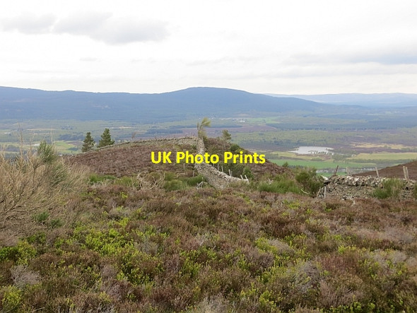 Photo 6"x4" Dyke, Creag Phitiulais Dalfaber c2014