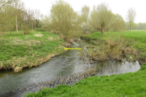 Photo 6"x4" The River Ouzel in Milton Keynes Monkston Park c2014