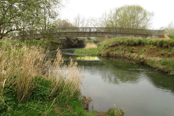 Photo 6"x4" Footbridge over the River Ouzel Kents Hill\/SP8937 c2014