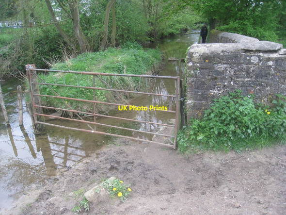 Photo 6"x4" Gate across Pickering Beck Pickering\/SE7984 c2014