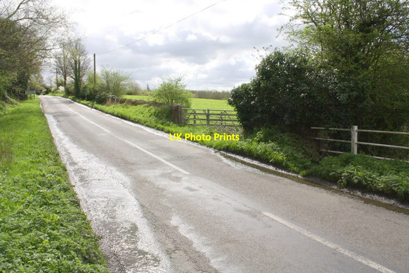 Photo 6"x4" Approaching Great Milton along Lower End Great Milton c2014