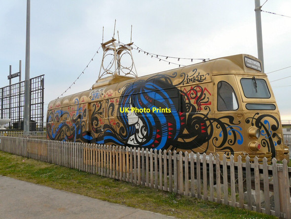 Photo 6"x4" Vintage Tram decorated by street artist Inkie South Shore c2013