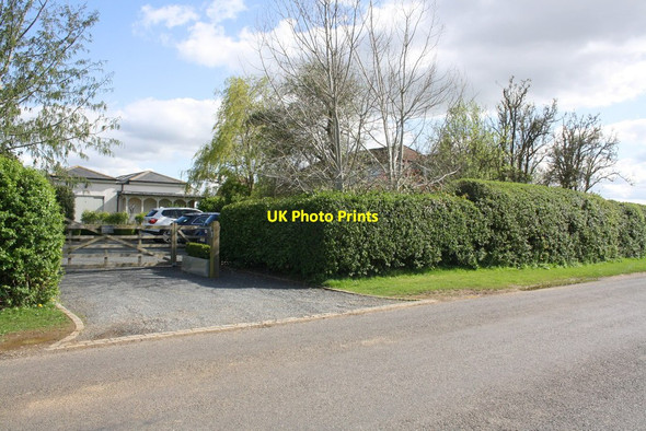Photo 6"x4" Entrance to 'Orchard House' from minor road towards Little Milton Little Milton\/SP6100 c2014