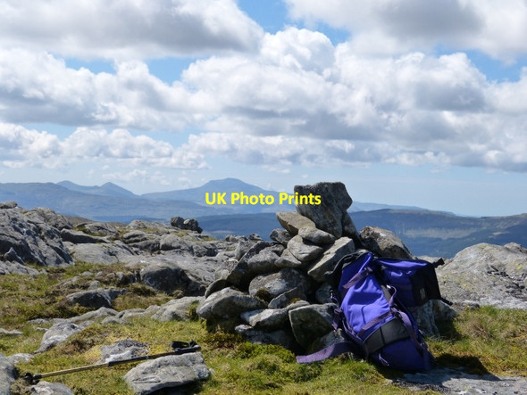 Photo 6"x4" Beinn Chlaonleud cairn with Ben More, Mull, beyond Beinn Chlaonleud c2014