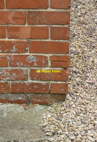 Photo 6"x4" Benchmark on #1 Springfield Avenue Banbury\/SP4540 c2014