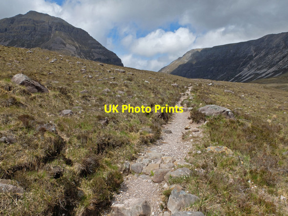 Photo 6"x4" The path towards Coire Dubh M\u00c3\u00b2r Am Fuar-mheallan c2014