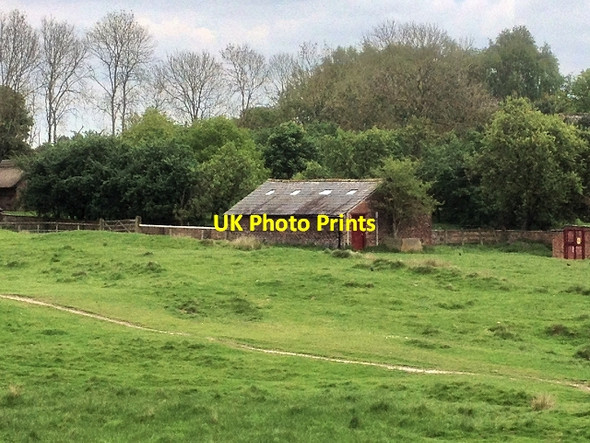Photo 6"x4" Barn near Tatton Old Hall Tatton Dale c2014