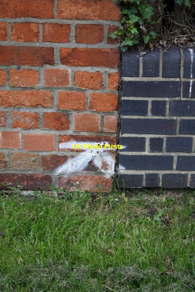 Photo 6"x4" Benchmark on miniature range, Dunchurch Road Rugby c2014