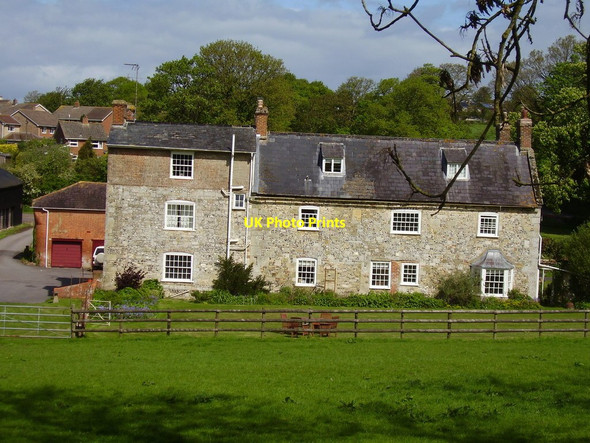 Photo 6"x4" Rear view of Rollestone Manor Rollestone\/SU0743 c2014