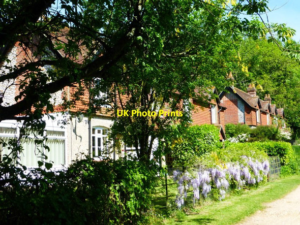 Photo 6"x4" Cottages in Brockwood Park West Meon Woodlands c2014