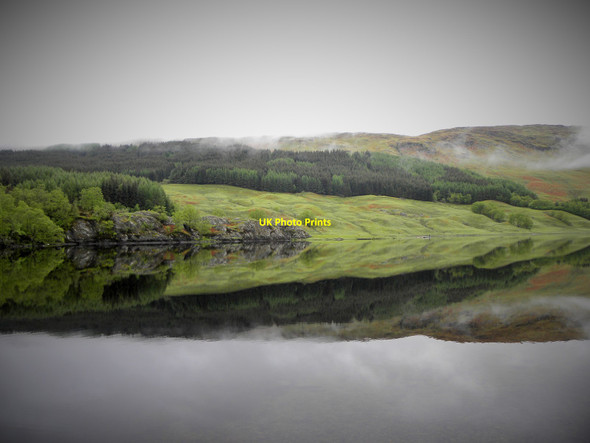 Photo 6"x4" Still Waters Loch Inbhair c2014