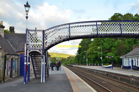 Photo 6"x4" Pitlochry railway station Pitlochry c2014