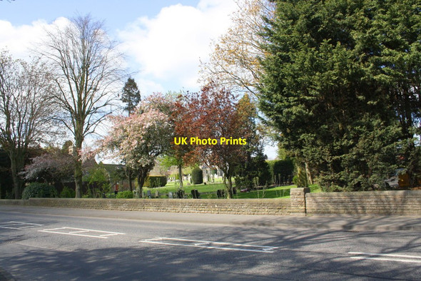 Photo 6"x4" Thorpe Road and cemetery Melton Mowbray c2014