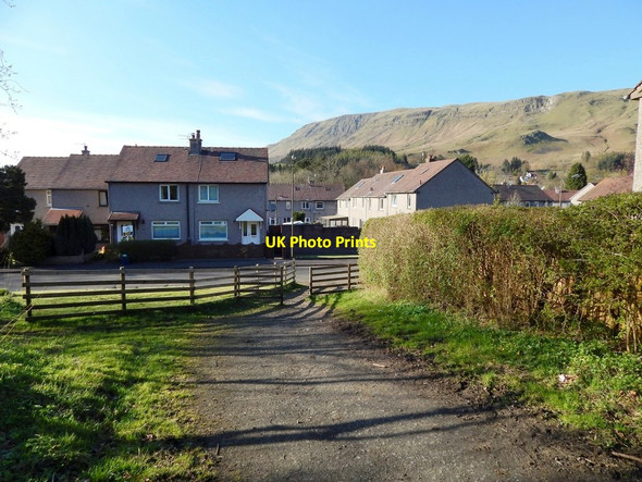 Photo 6"x4" Path meeting Dumbrock Road Blanefield\/NS5579 c2014