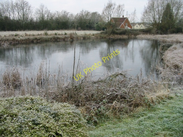 Photo 6"x4" Frozen pond by the Vale of the White Horse Inn Minety c2009
