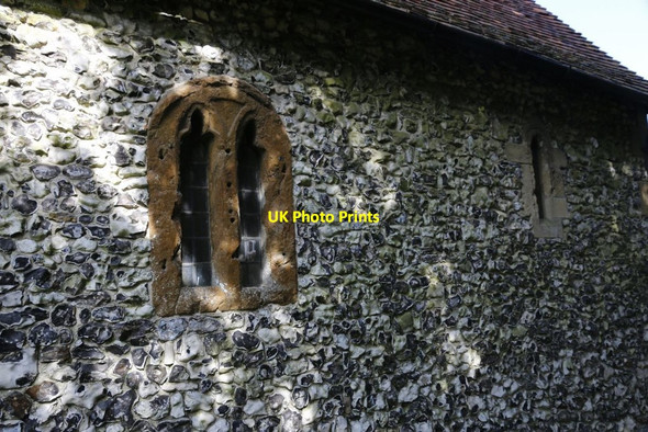Photo 6"x4" Couple of Old Windows Upton\/SU5186 c2014