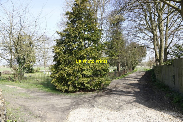 Photo 6"x4" Path past the Cemetery Upton\/SU5186 c2014