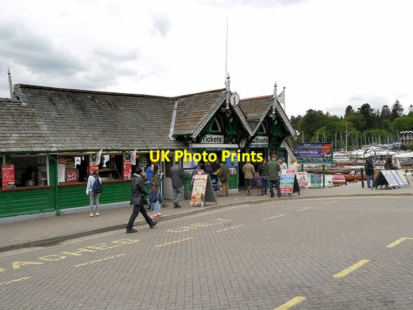 Photo 6"x4" Windermere Steamers Booking Office, Bowness-on-Windermere Bowness-On-Windermere c2014