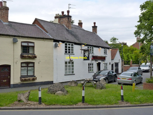 Photo 6"x4" The White Lion, Rempstone Rempstone c2014