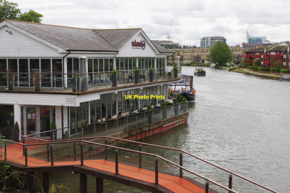 Photo 6"x4" River Thames from Caversham Bridge Reading c2014
