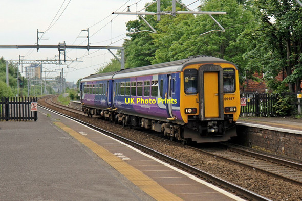 Photo 6"x4" Northern Rail Class 156, 156487, Patricroft railway station Eccles\/SJ7798 c2014
