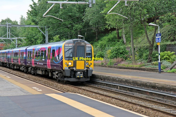 Photo 6"x4" First TransPennine Class 350, 350407, Eccles railway station Salford\/SJ8098 c2014