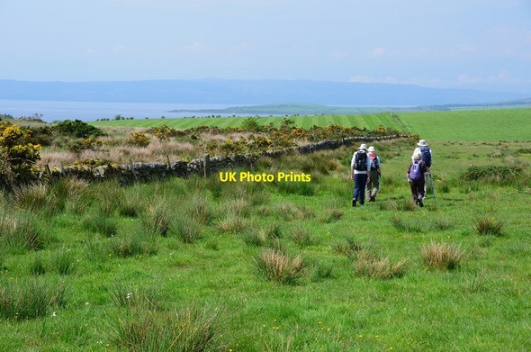 Photo 6"x4" Crossing the Isle of Bute Straad c2014
