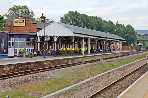 Photo 6"x4" Station building, Stalybridge railway station Stalybridge c2014