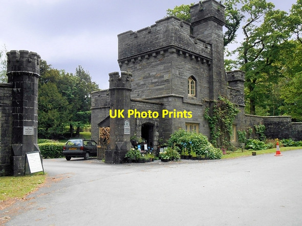 Photo 6"x4" Wray Castle Gateway and Lodge High Wray c2014
