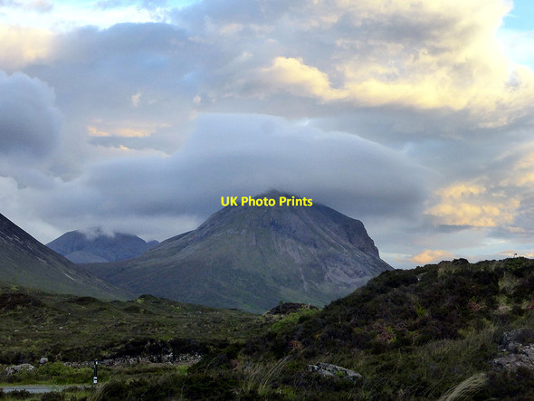 Photo 6"x4" Coire nan Laogh viewed from Sligachan Marsco c2014