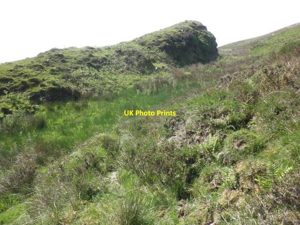 Photo 6"x4" Rocky outcrop, on the Warren Simonsbath c2014