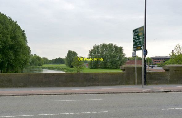 Photo 6"x4" View from Burton Bridge Burton upon Trent c2014