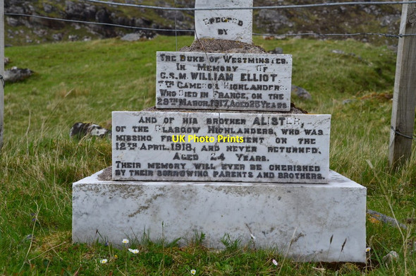 Photo 6"x4" Inscription on the war memorial, Glencoul Glencoul c2014