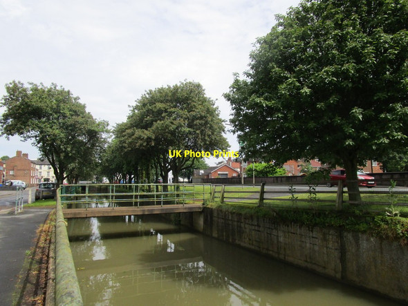 Photo 6"x4" The River Waring Horncastle\/TF2669 c2014