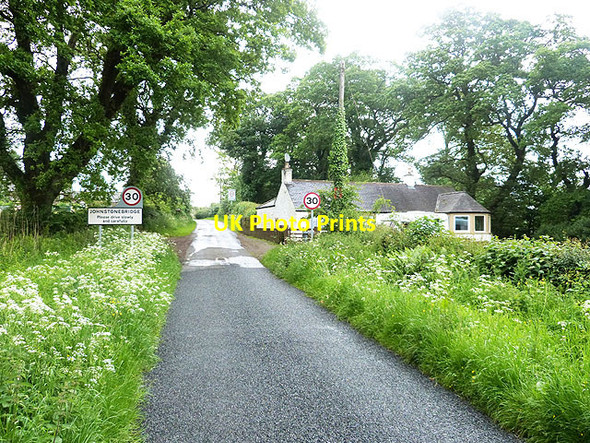 Photo 6"x4" Approach to Johnstonebridge Johnstonebridge c2014