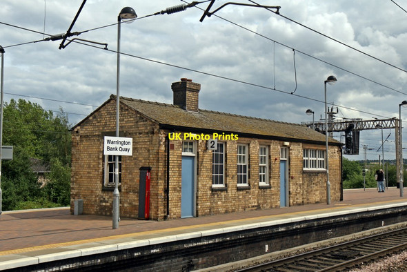 Photo 6"x4" Platform building, Warrington Bank Quay railway station Warrington\/SJ6088 c2014