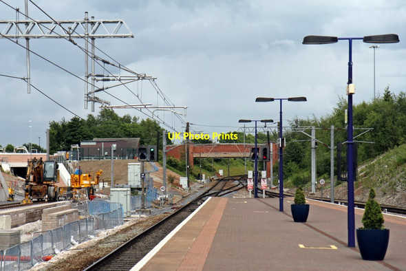 Photo 6"x4" End of platform, Manchester Airport railway station Moss Nook\/SJ8385 c2014
