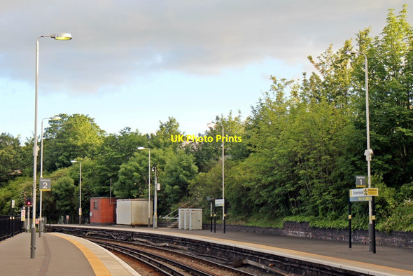 Photo 6"x4" Looking south, Birkenhead Central railway station Birkenhead\/SJ3088 c2014
