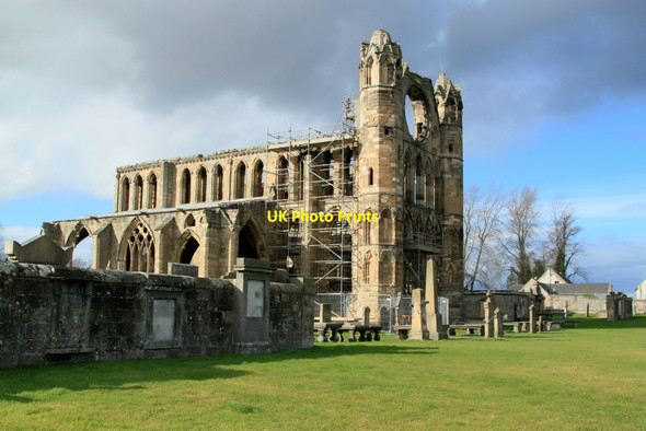 Photo 6"x4" Elgin Cathedral Elgin c2014