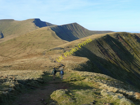 Photo 6"x4" Walking alongside the Craig Cwmoergwm Tor Glas c2008