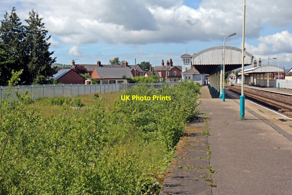Photo 6"x4" Overgrown railway yard, Gobowen railway station Gobowen c2014