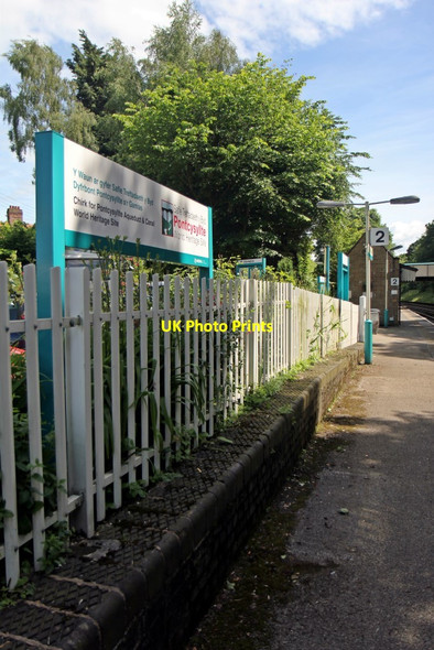 Photo 6"x4" Pontcysyllte sign, Chirk railway station Chirk\/Y Waun c2014