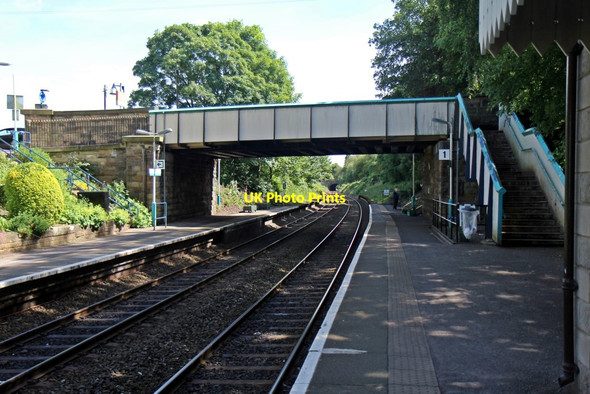 Photo 6"x4" Footbridge, Chirk railway station Chirk\/Y Waun c2014