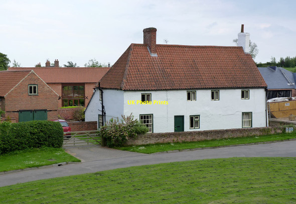 Photo 6"x4" Low Farmhouse, Maplebeck Maplebeck c2014