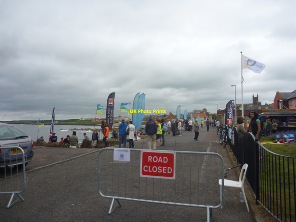 Photo 6"x4" Coastal East Lothian ; Excitement On Lamer Street, Dunbar Dunbar c2014