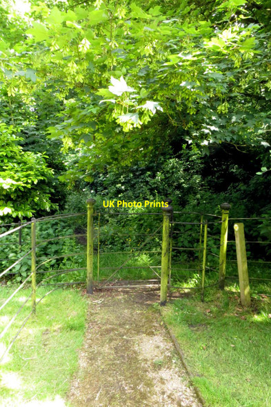 Photo 6"x4" Kissing gate on the Oxfordshire Way Tiddington\/SP6504 c2014